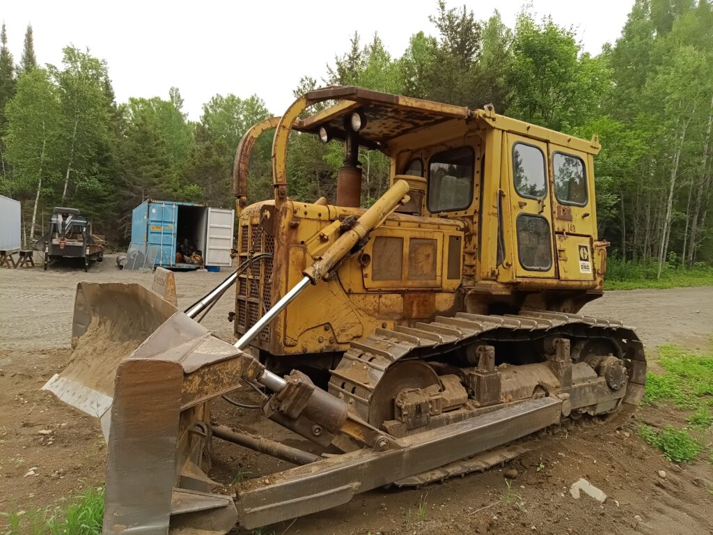 1975 Caterpillar D6C