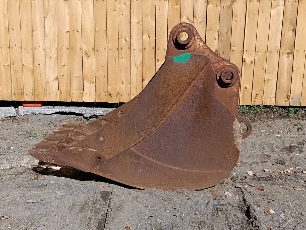 42″ H&H Excavator Bucket – Fits Cat 325