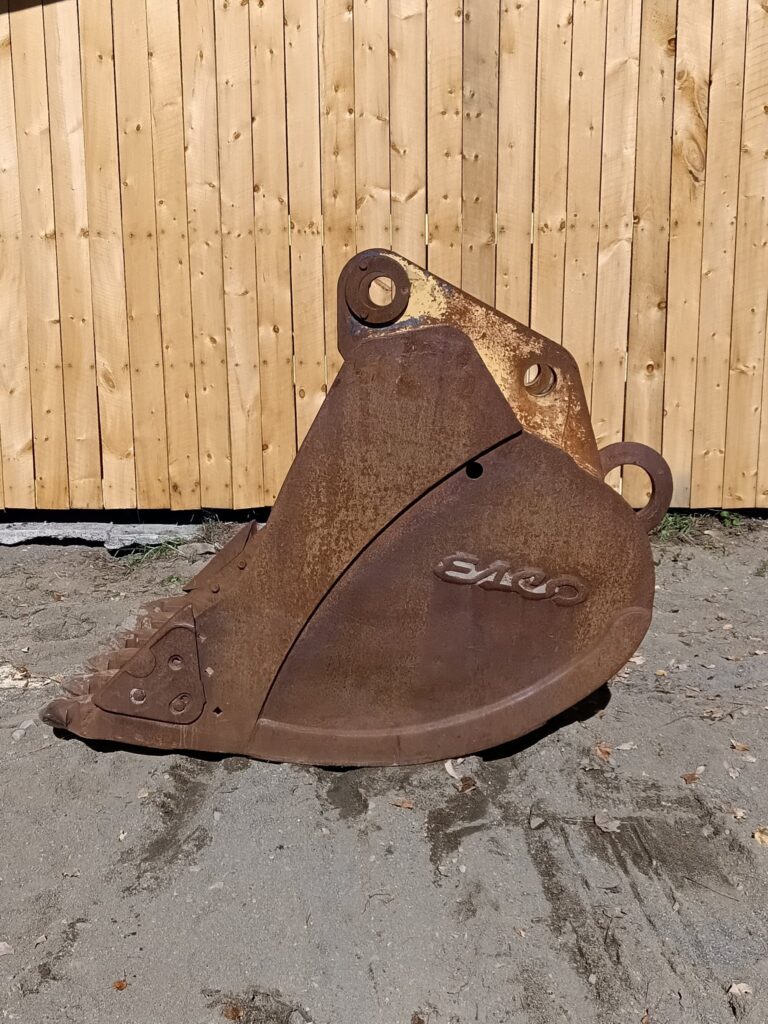 Esco 54″ 2.5yd Excavator Bucket – Fits Cat 330