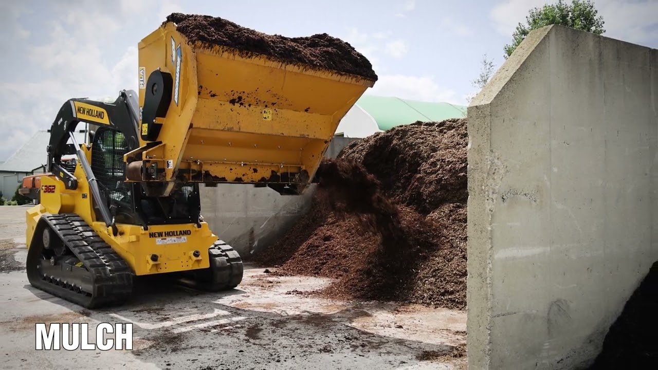 Side Discharge Straw/Lime Bucket
