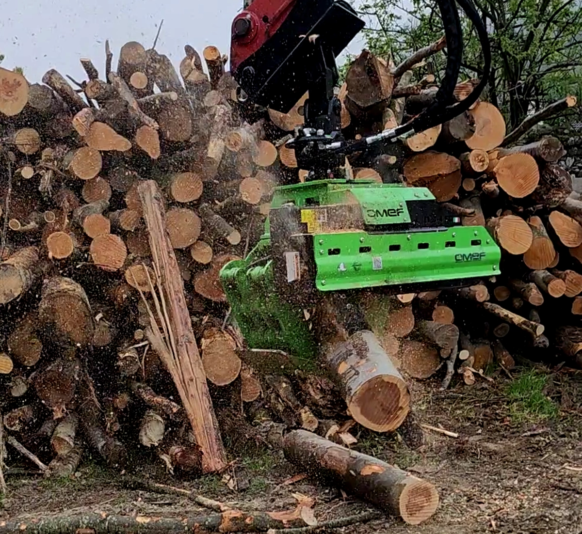 Grapple Saws