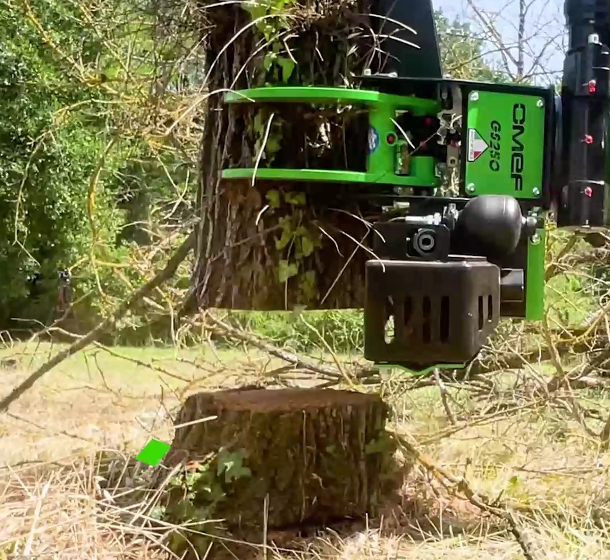 Grapple Saws