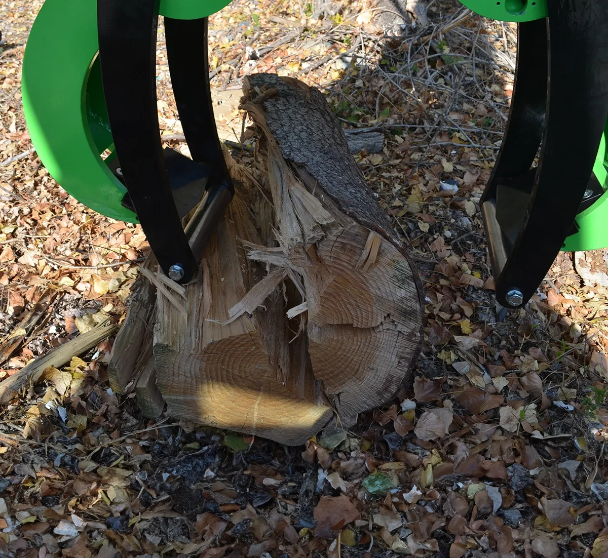 SPT620 Grapple Log Splitter photo 3
